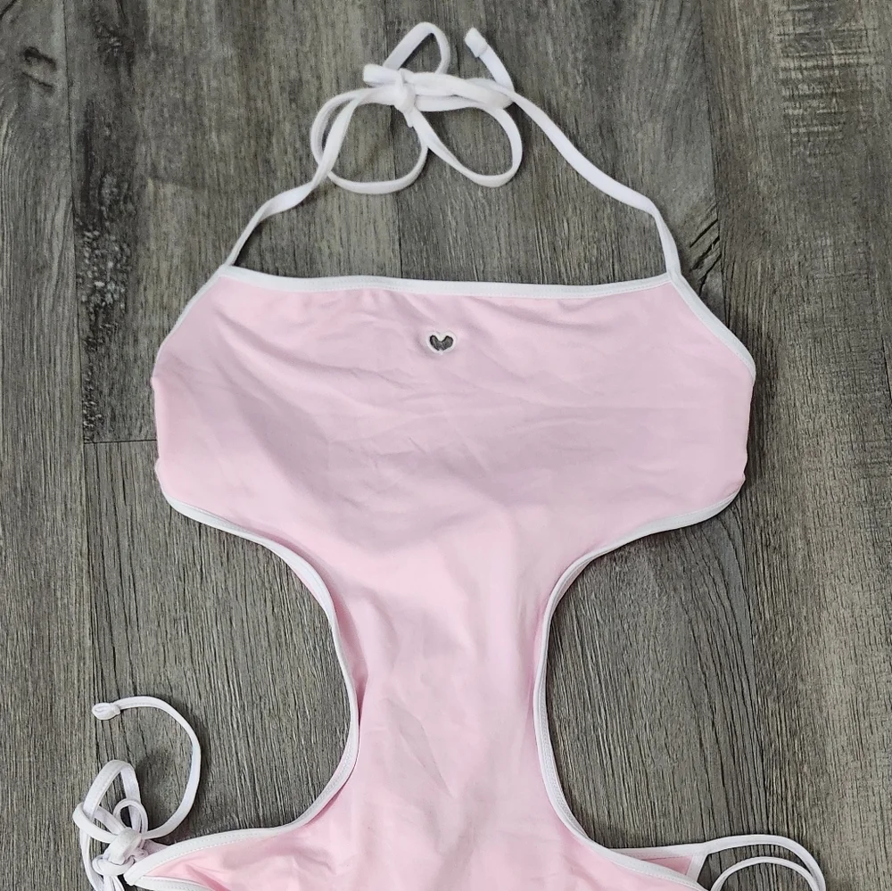 New!Frankies Bikini Amalia‎ One-piece Monokini Pink Heart